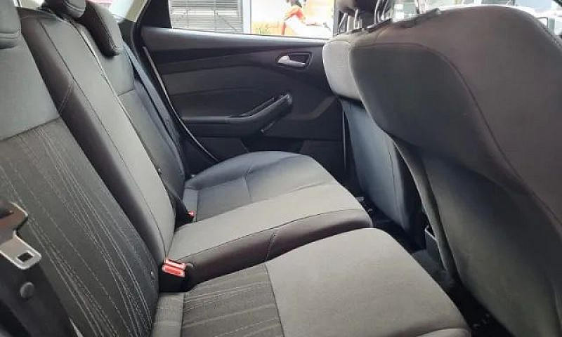 Ford Focus Se 1.6 20...