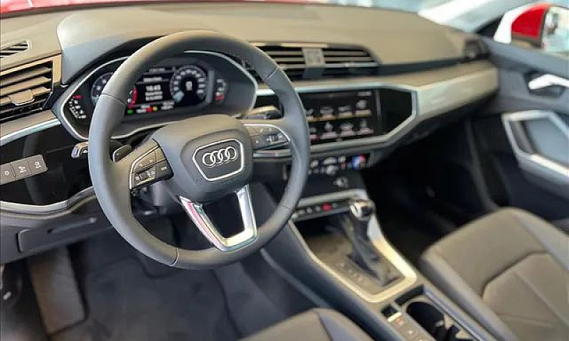 Audi Q3 2.0 40 Tfsi ...