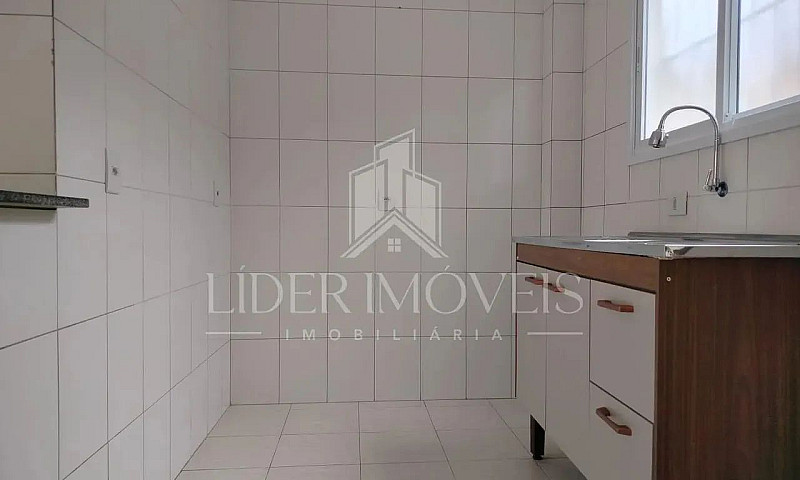 Casa Em Condomínio P...