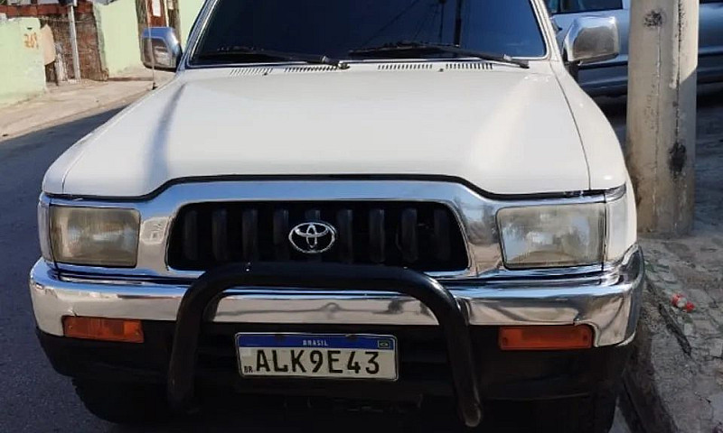 Toyota Hilux Cd Sr 4...