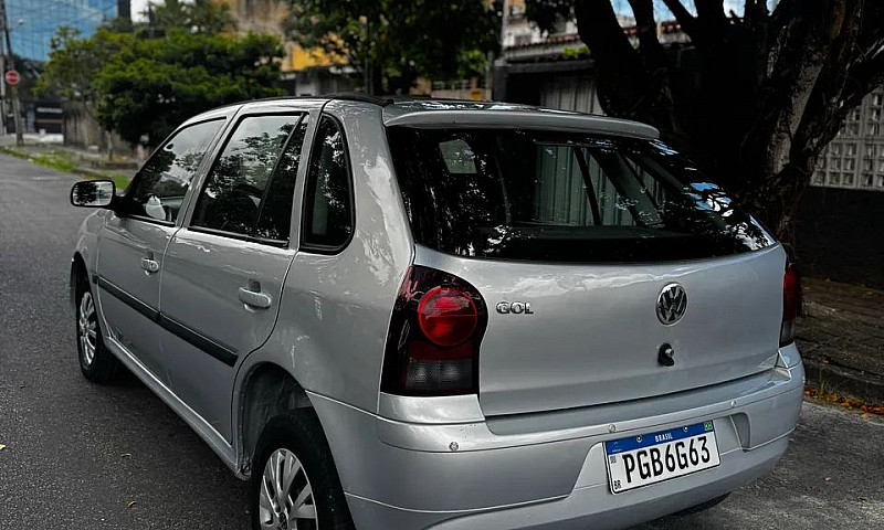 Gol G4 2013 4P 1.0 8...