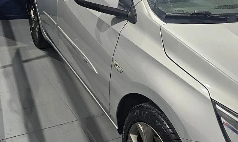 Chevrolet Onix Sedan...