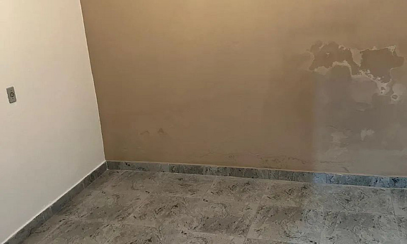 Casa No Segundo Anda...