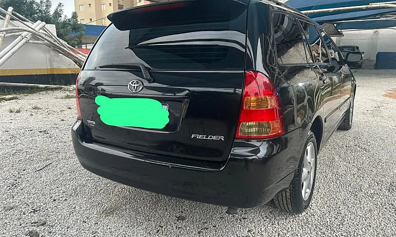 Toyota Corolla Field...