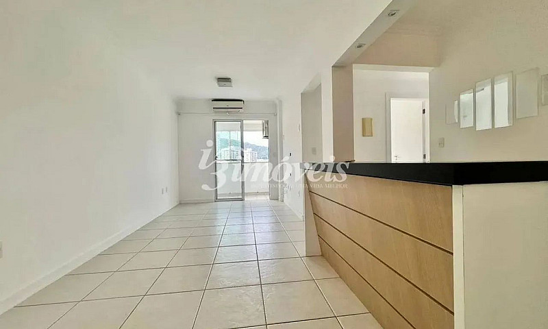 Apartamento Semimobi...
