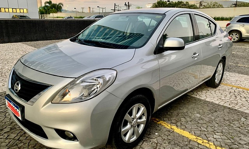 Versa 1.6 Sl 2013....