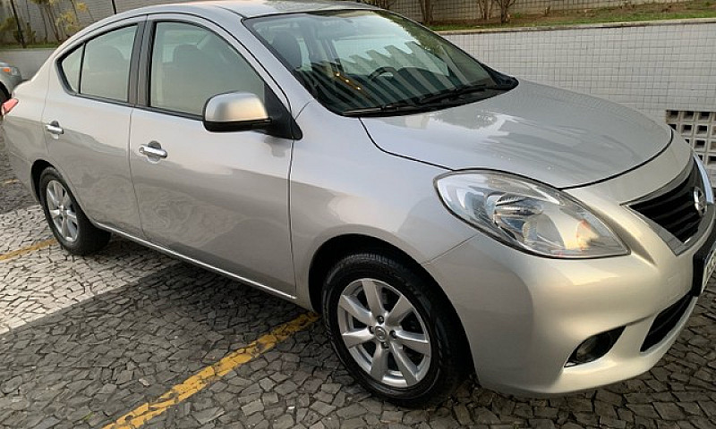 Versa 1.6 Sl 2013....
