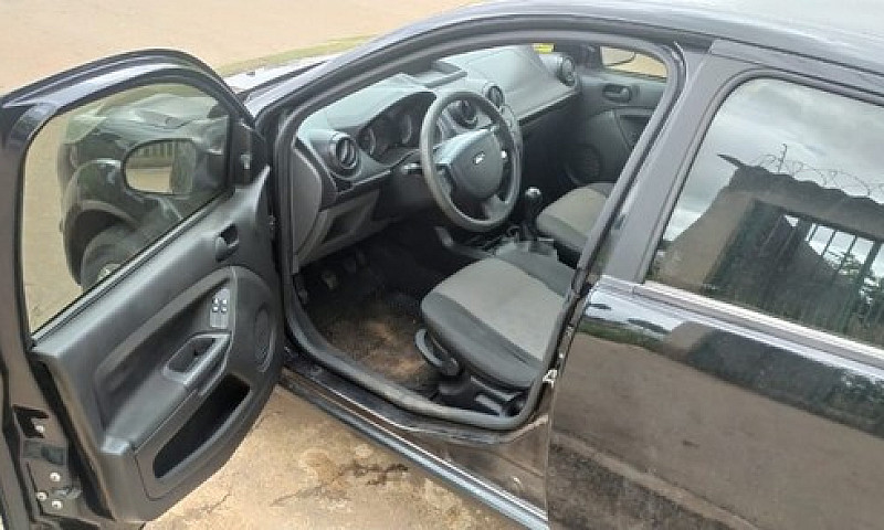 Ford Fiesta 12/13...