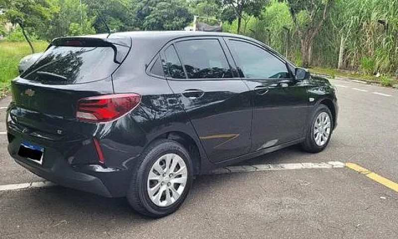 Onix Lt 1.0 2020...
