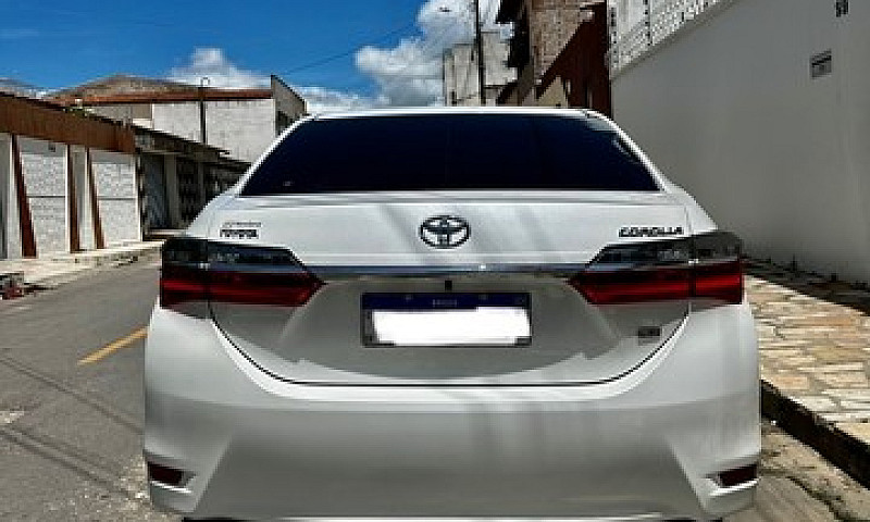 Corolla 2018...