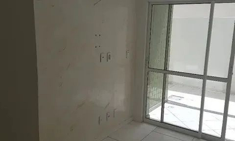 Locação R$ 2.300 Sui...