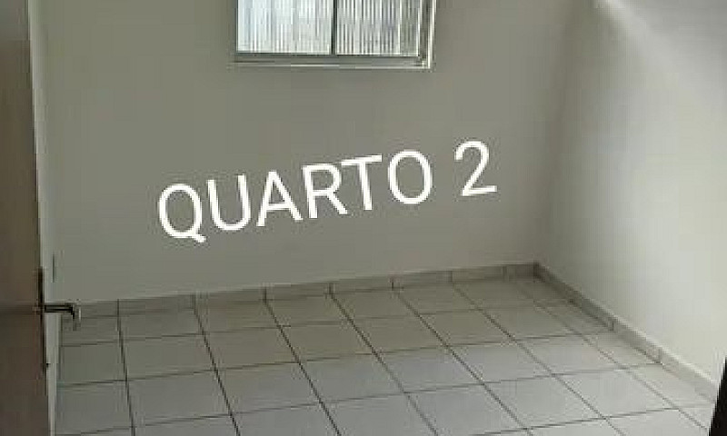 Aluga-Se Casa No Alt...