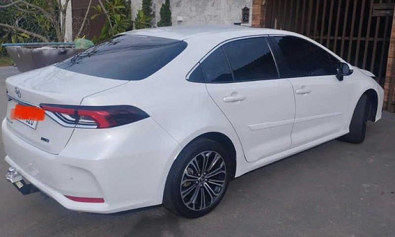 Corolla Altis Premiu...