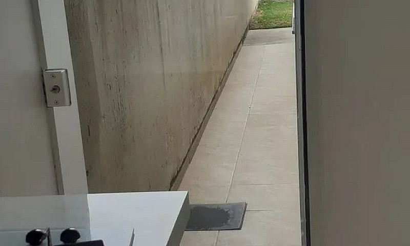 Casa 2 Quartos No Ri...