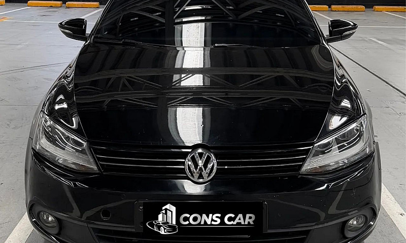 Volkswagen Jetta Com...