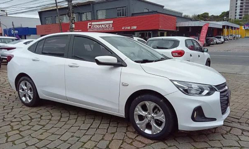 Chevrolet Onix Plus ...