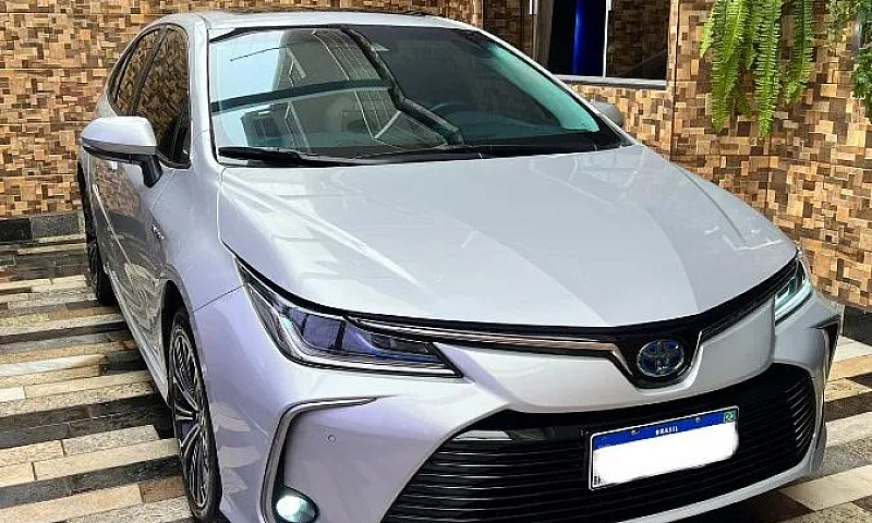 Toyota Corolla Altis...