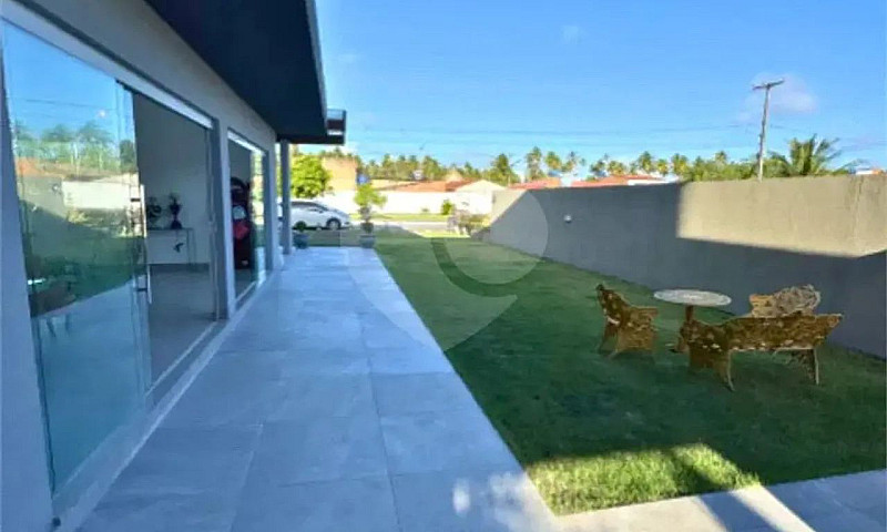 Condomínio Com 4 Qua...