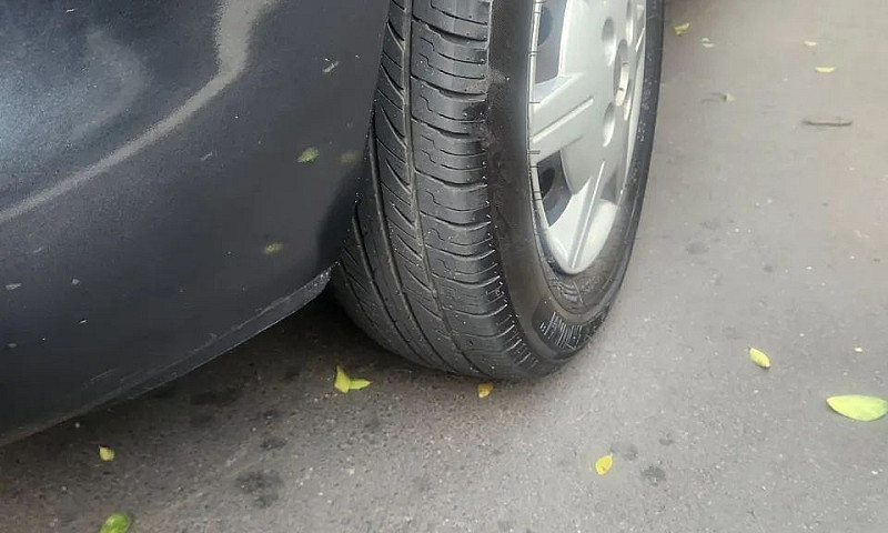 Chevrolet Corsa Sed ...