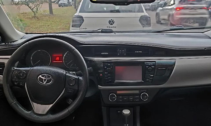 Toyota Corolla Xei 2...