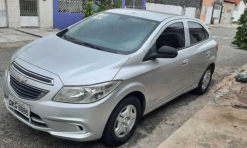 Chevrolet Onix Hatch...