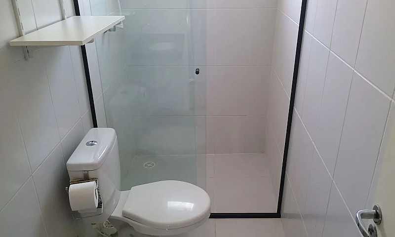 Casa De Condomínio 2...