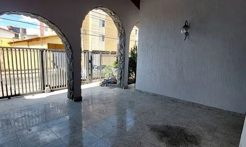 Alugo Casa Comercial...