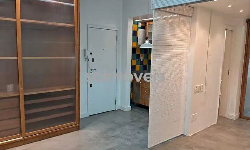 Apartamento-À Venda-...