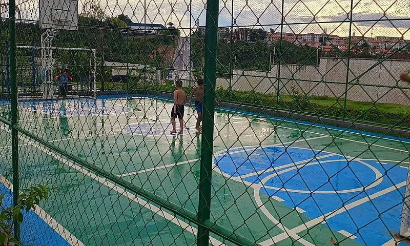 Apartamento Condomín...