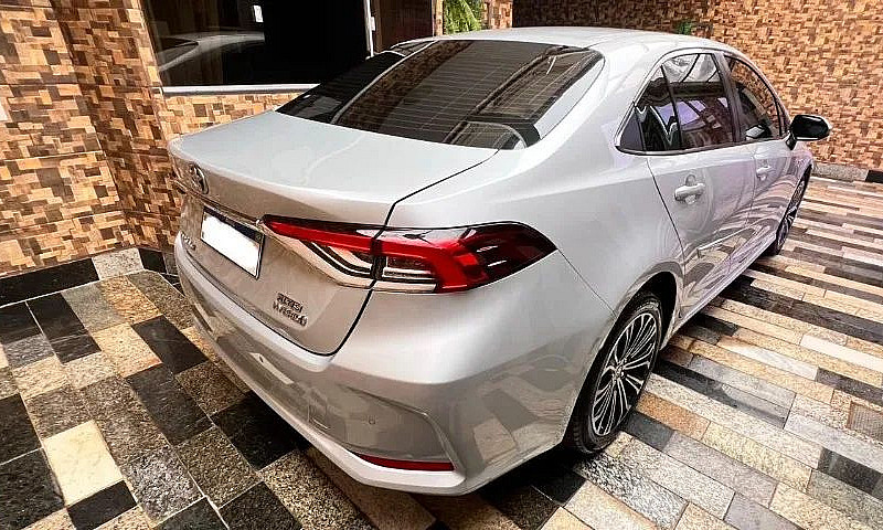 Toyota Corolla Altis...