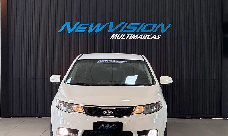 Kia Motors Cerato 1....