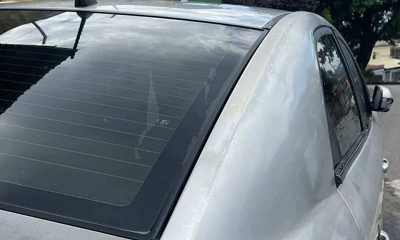 Kia Motors Cerato 1....