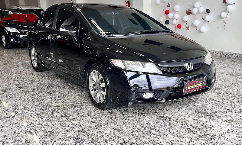 Honda Civic 1.8 Aut....