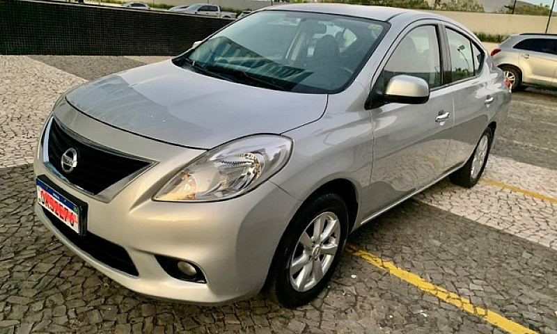 Versa 1.6 Sl 2013....