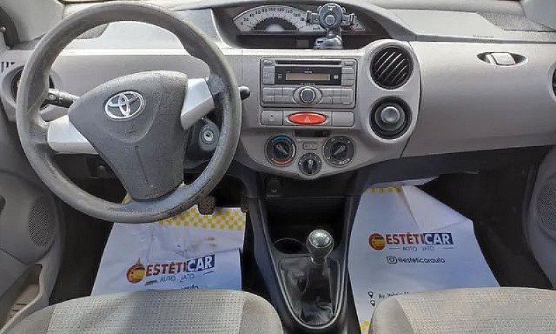 Etios Xs 1.5 2013....