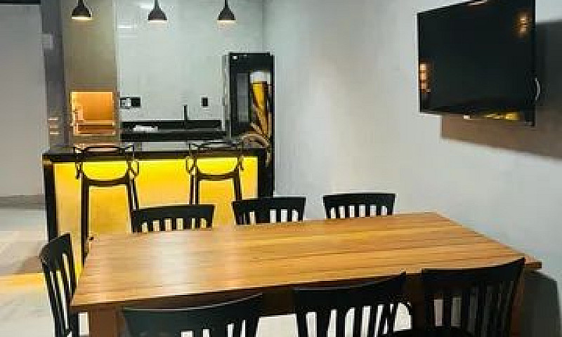Aluga-Se Casa Com Pi...