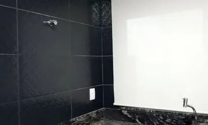 Aluga-Se Casa...