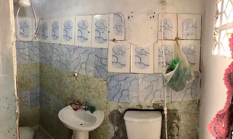 Casa A Venda No Bair...