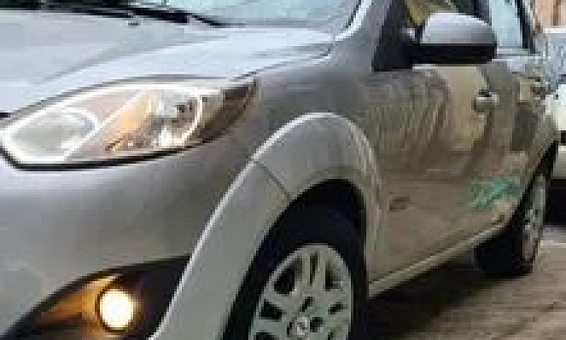 Fiesta Sedan 1.6 201...
