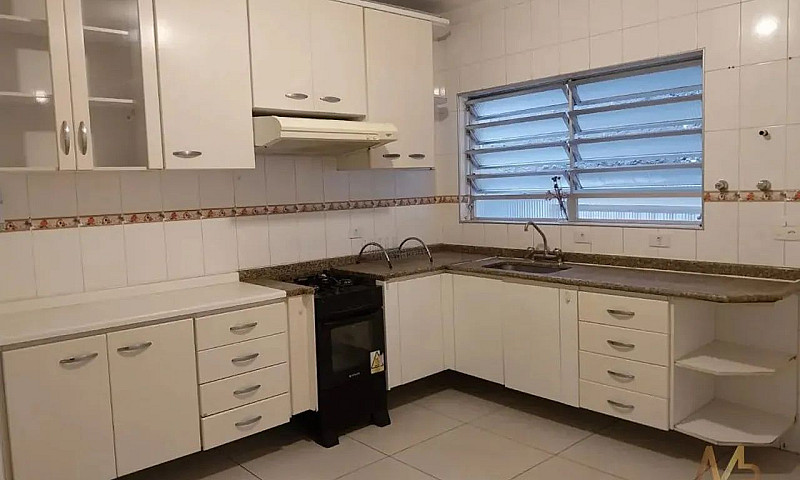 Casa Com 4 Dormitóri...