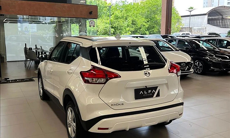 Nissan Kicks 1.6 Act...