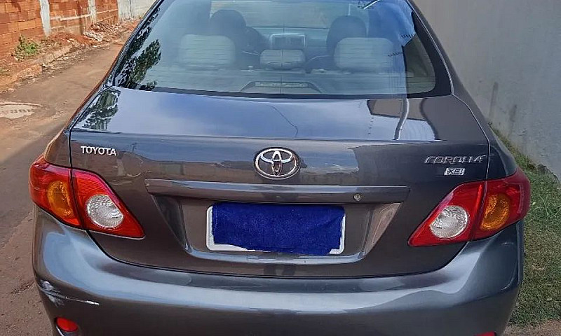 Toyota Corolla Xei 1...