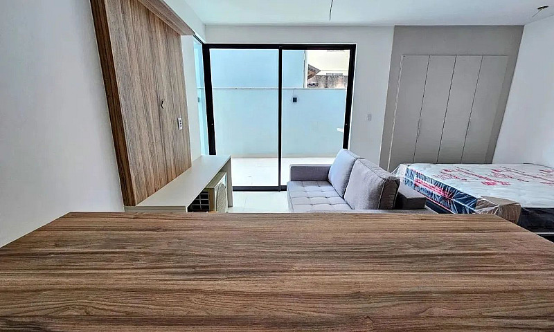 Studio Mobiliado Fre...