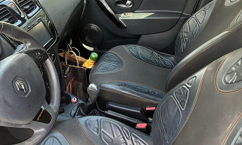 Renault Sandero Step...