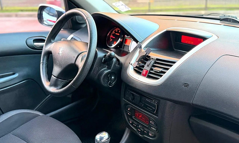 Peugeot 207 Xs 1.6 F...