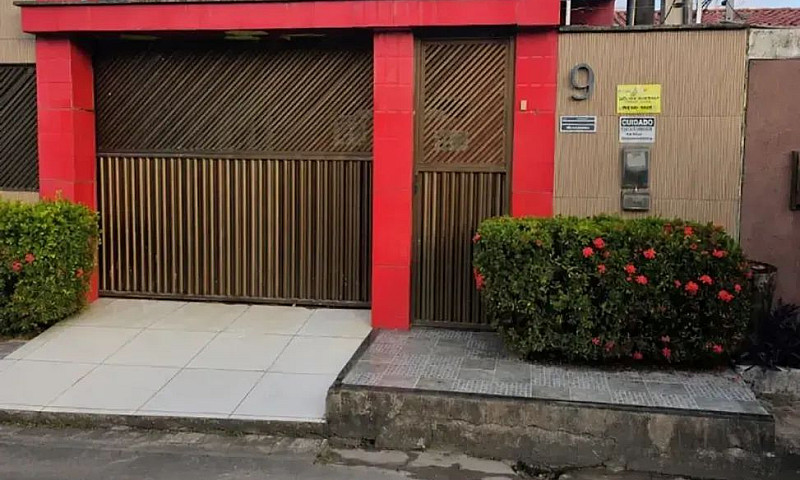 Aluga-Se Excelente C...