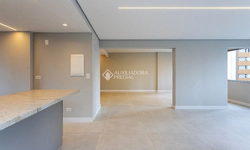Apartamento Reformad...