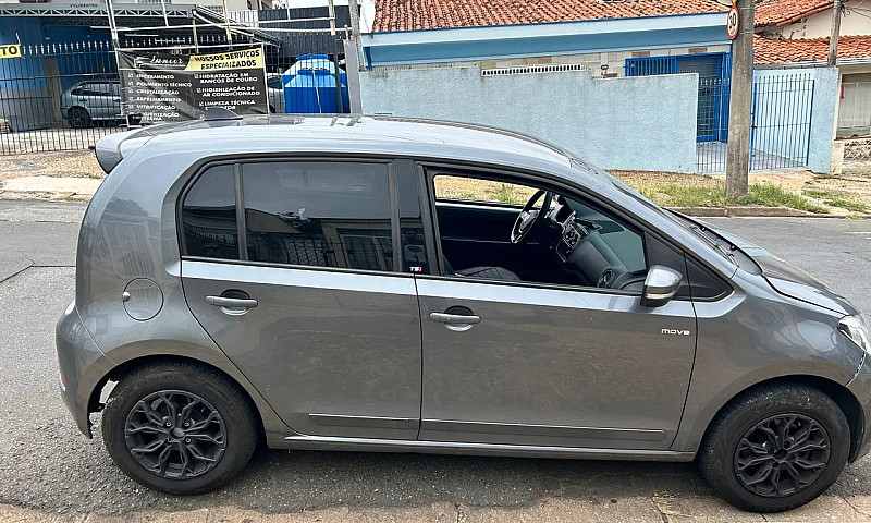 Volkswagen Up! Move ...