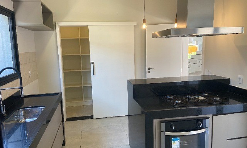 Casa Duplex Com Pisc...