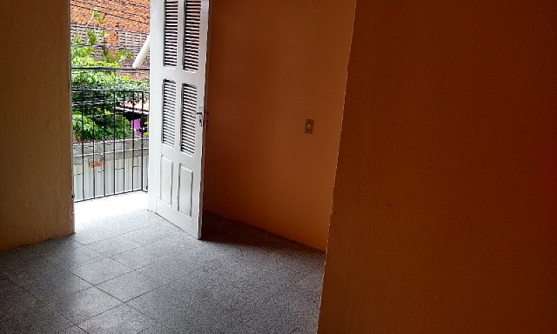 (Cod: A-121) Rua Ara...
